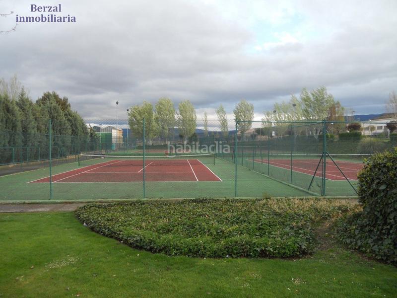 Foto 23a6930b-6788-417e-8cb0-89ae1f07890f. Reihenhaus mit heizung parking in Navarrete