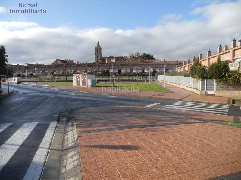 Foto 5910be93-427a-4e13-9bd4-7cba39b60c28. Reihenhaus mit heizung parking in Navarrete