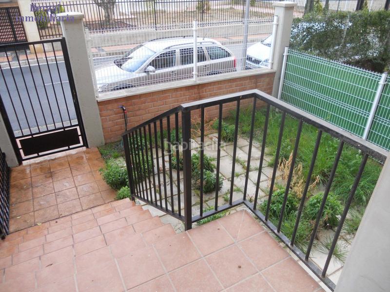 Foto 849f457e-512f-4941-a9c2-06978903e5cd. Reihenhaus mit heizung parking in Navarrete