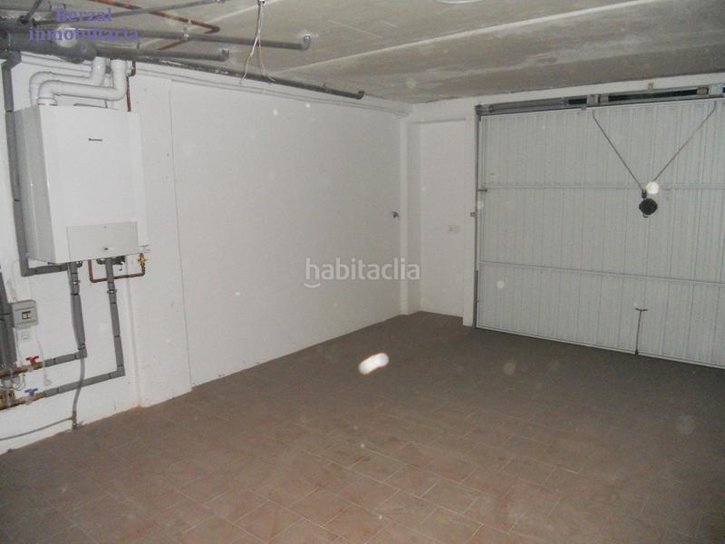 Foto 8f4770d2-8fd4-42c1-b26d-8dc775733ae4. Reihenhaus mit heizung parking in Navarrete