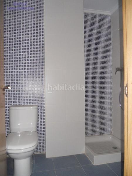 Foto d93c6236-5cca-4131-a20a-a81aa5ab180e. Reihenhaus mit heizung parking in Navarrete