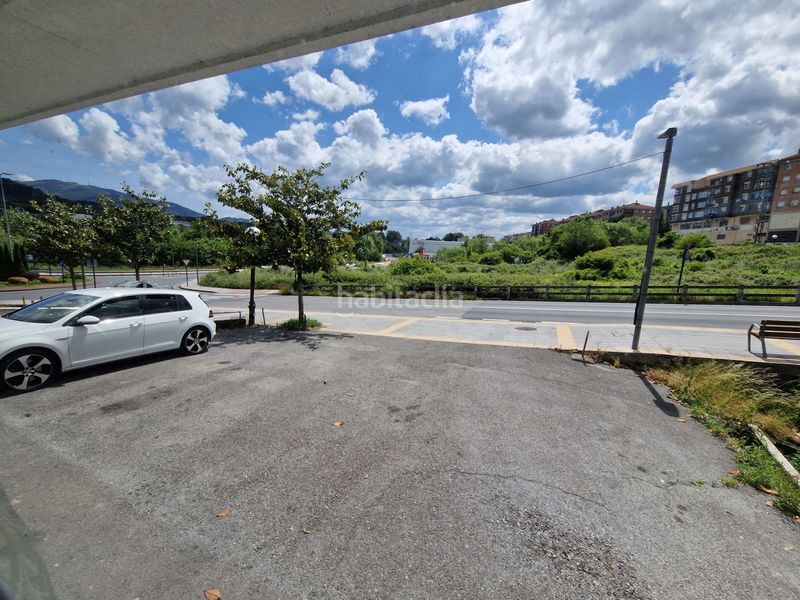 Foto b8e9bd11-9611-4f93-9619-7e919d940bac. Local comercial a Mungia