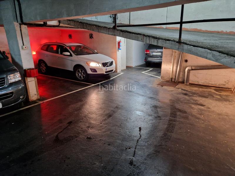 Foto 68fd1783-5139-439d-bca5-a8065450387c. Parking coche en Mungia