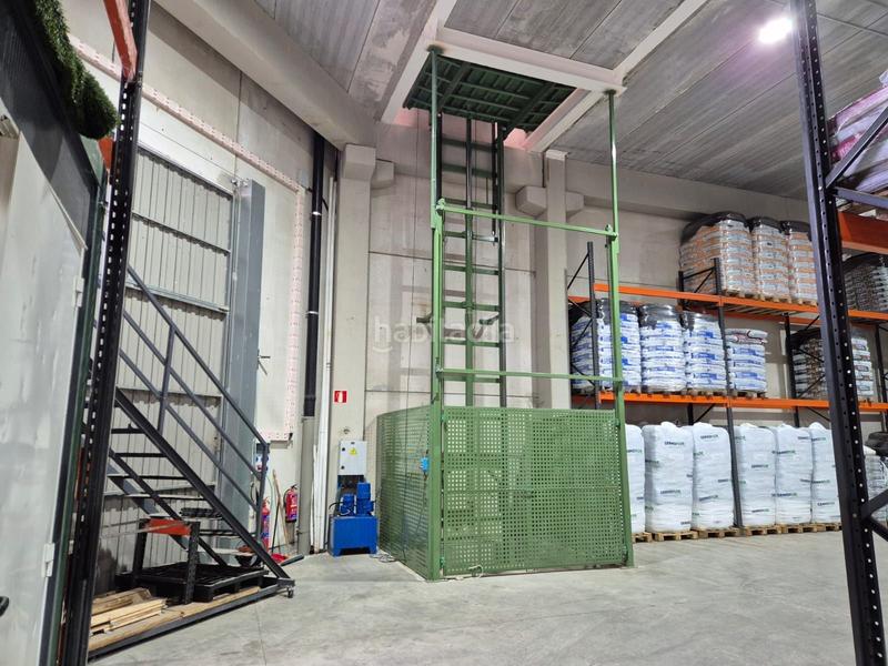 Foto 59a345db-57f9-42b9-b013-5fe6f7e1a274. Bâtiment à usage industriel dans Mungia