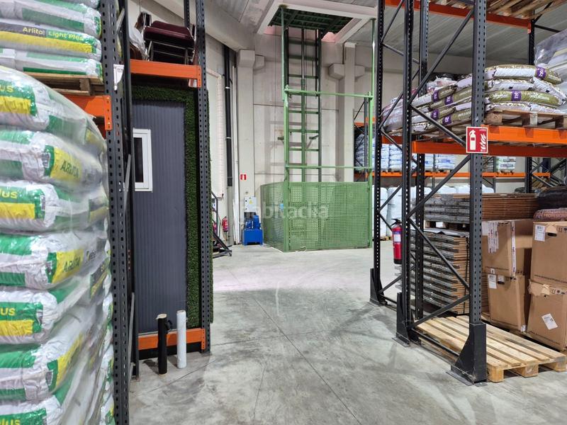 Foto 91b0e374-a02f-47d9-b7e0-5d06584dc7a1. Bâtiment à usage industriel dans Mungia