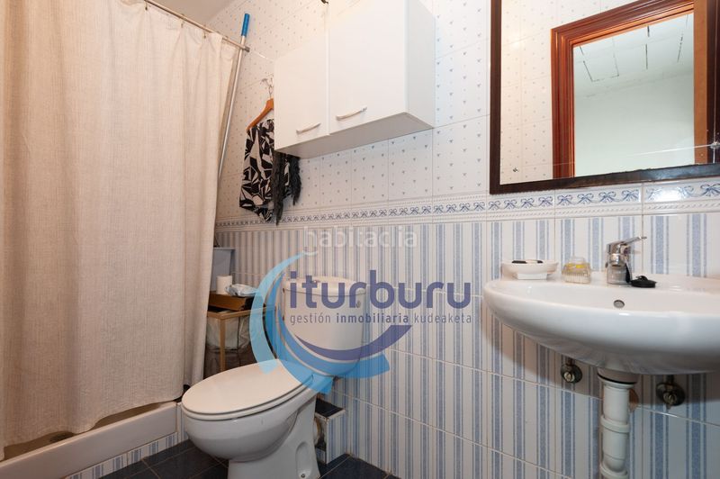 Foto ae0276ce-e318-4eaf-a064-44914d80e414. Casa amb calefacció aparcament a Zamudio