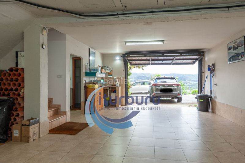 Foto cc5d1e69-c415-4851-b730-d20a552462eb. Casa amb calefacció aparcament a Zamudio
