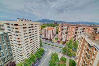 Pis a Pamplona-iruña - iñigo arista 1. Última altura en iturrma totalmente exterior con unas vistas inc