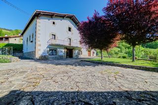 Casa  Eraso - san miguel 30. imotz. Unifamiliar de tipo rural tradicional aislada
