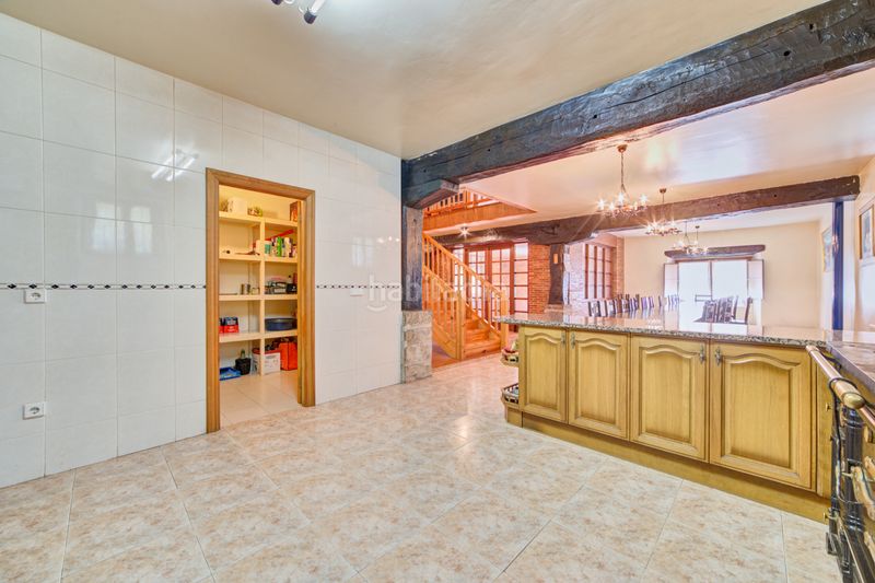 Foto d9220216-623d-43d7-a7ce-32976d18a84e. Casa amb calefacció aparcament a Imotz