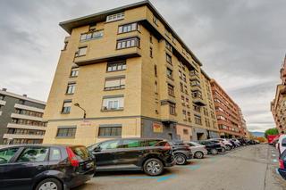 Pis  Pamplona-iruña - calle rio ega. Descubra su próximo hogar en el corazón de pamplonairuña!