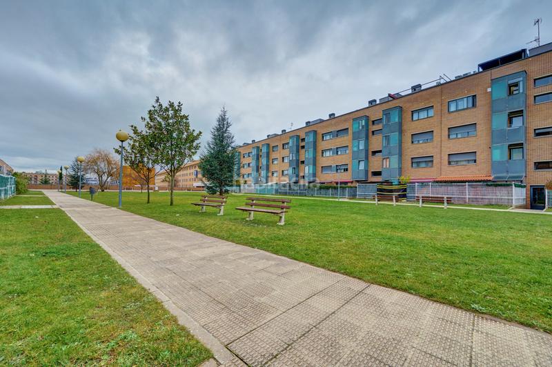 Foto 8bbac812-508b-4a26-9e1d-f52ecb6f4948. Appartement dans pamplona-iruña - santos ochandategui 94 dans Pamplona / Iruña