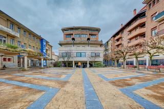 Àtic a Huarte-uharte - iribusi 1. Huarte es uno de los pueblos con más arraigo y vida de la comarc