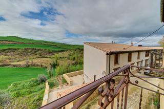 Casa a Guesálaz - calle mayor 12. Espectacular casa en garinoain al lado del pantano de alloz