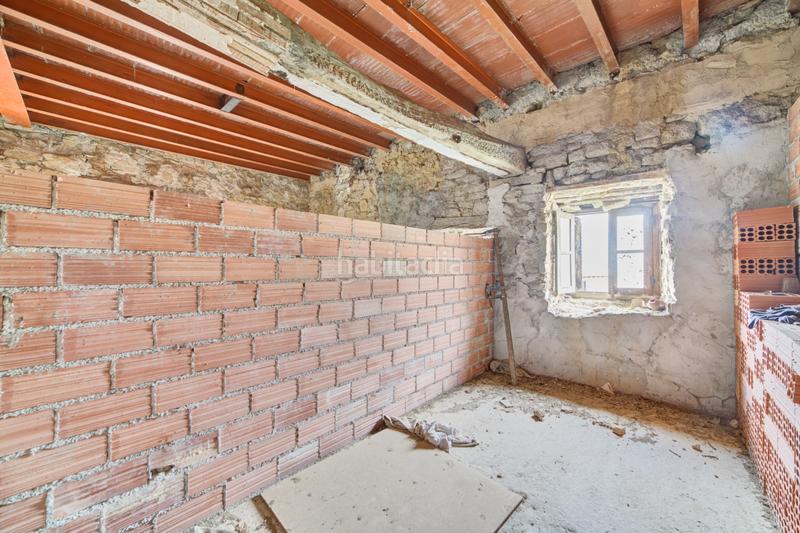 Foto 9345f4c7-20e2-48f7-b70d-f02510609134. Casa en Guesálaz - calle mayor 28 espectacular casa en garisoain al lado del pantano de alloz en Guesálaz