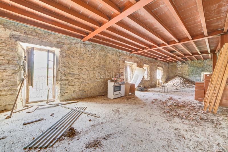 Foto e3861ebf-4873-480f-980e-a79a4adc26a8. Casa en Guesálaz - calle mayor 28 espectacular casa en garisoain al lado del pantano de alloz en Guesálaz