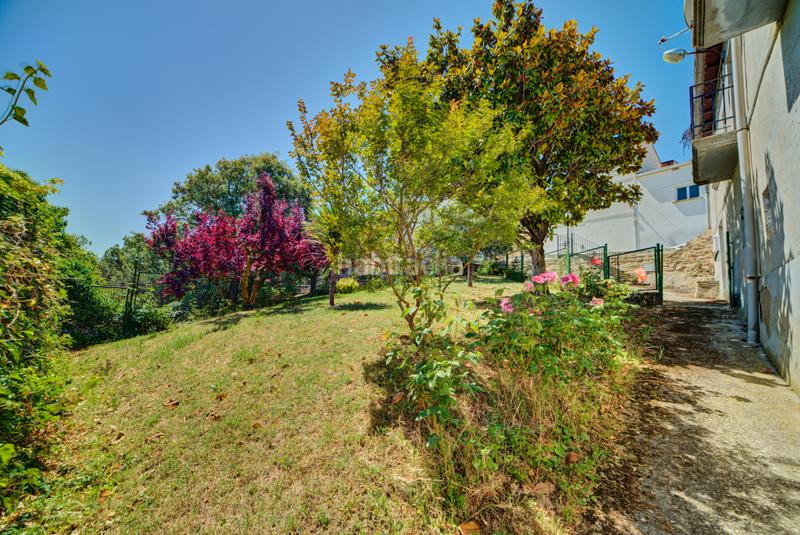 Foto 5993f1e5-cb0c-4417-bacc-4133a6373c9c. Casa unifamiliar independiente con jardin en Pueyo