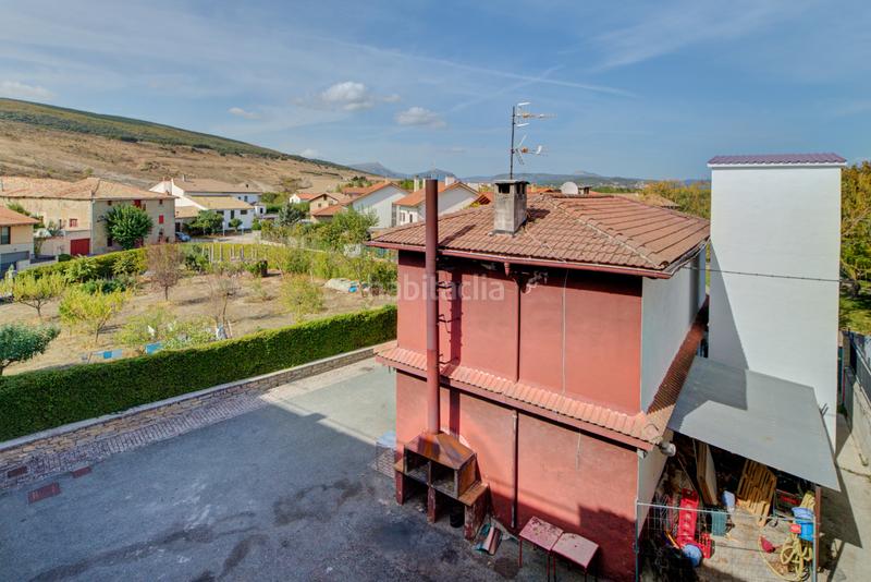 Foto fd0d3a5e-6a4a-4018-bdec-3acabac45f6c. House in larreberri 16-a 16-a in Olza