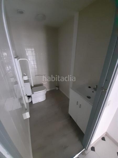 Foto 969a3a4c-a9d1-41b2-8480-49ba5f02bb9a. Alquiler local comercial en pamplona-iruña - Iturrama 34-36 Iturrama local preparado 75 m2 chaflán en Pamplona / Iruña