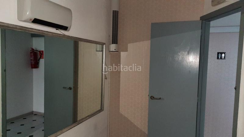 Foto a023813e-2873-4a5a-9b40-346465b4e7fa. Alquiler local comercial en pamplona-iruña - Iturrama 34-36 Iturrama local preparado 75 m2 chaflán en Pamplona / Iruña