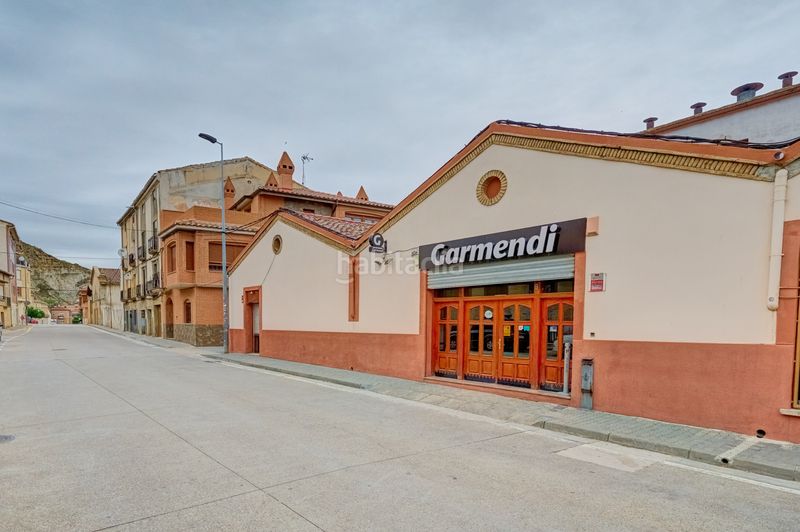 Foto ab9cf54d-dac5-4b2b-9954-4d082e9ff4d0. Local comercial a Falces