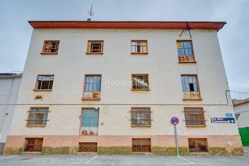 Foto e4122d55-324c-4ed2-b71e-e6e0defac0f0. Local comercial a Falces