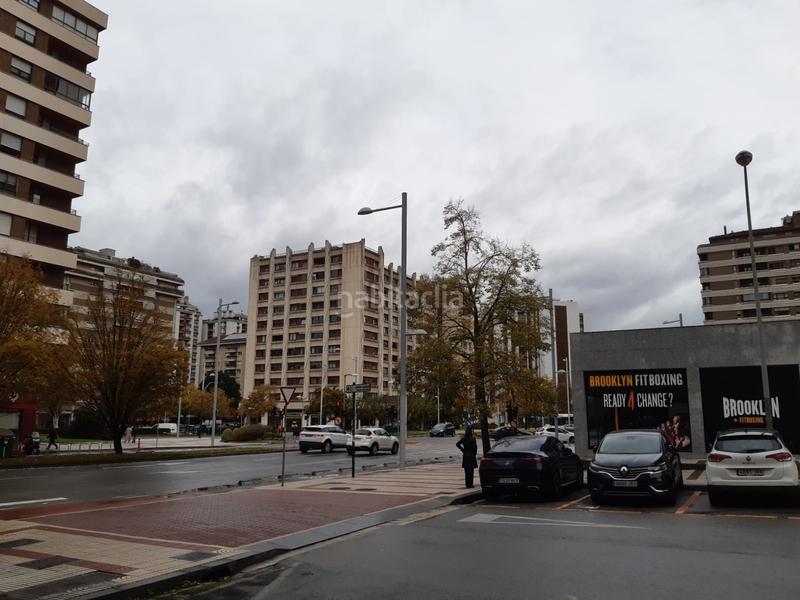 Foto 56bf39fd-720c-4dcd-8fbe-f48b34f66d24. Location local commercial dans pamplona-iruña - avenida pio xii 19 dans Pamplona / Iruña