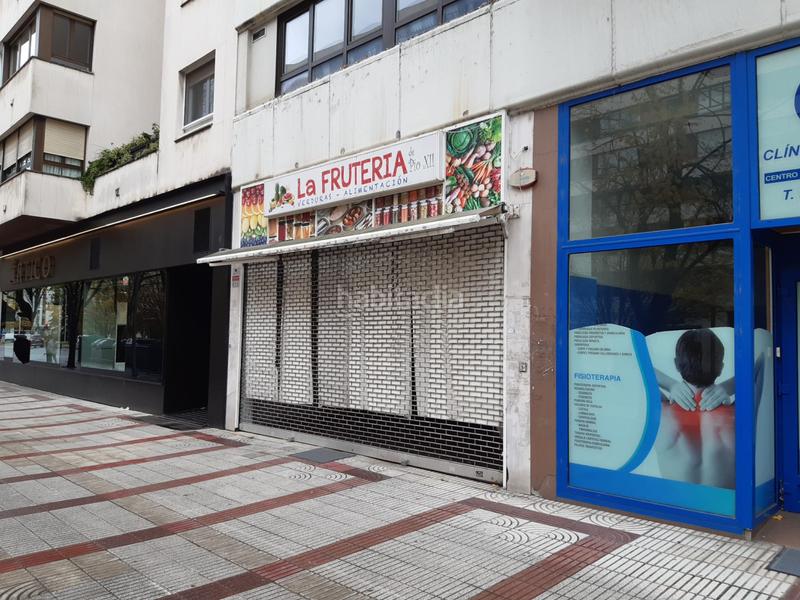 Foto 5e3ebf0a-7703-44a5-b05d-9a63b14c647f. Location local commercial dans pamplona-iruña - avenida pio xii 19 dans Pamplona / Iruña