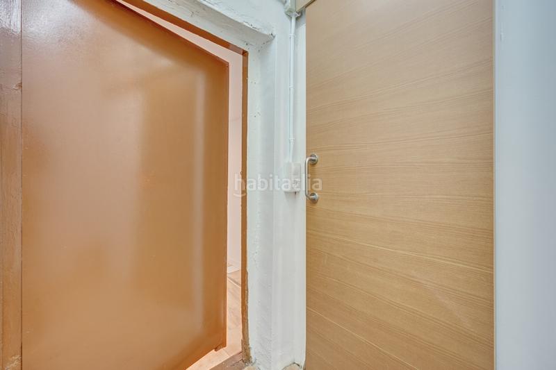 Foto 2054d75b-7972-4cf1-8c77-9872ba6668dd. Local commercial dans pamplona-iruña - san nicolas 31-33 dans Pamplona / Iruña