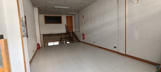 Miete Geschäftsraum in Iturrama. Local comercial en alquiler en pamplonairuña espacio amplio y es