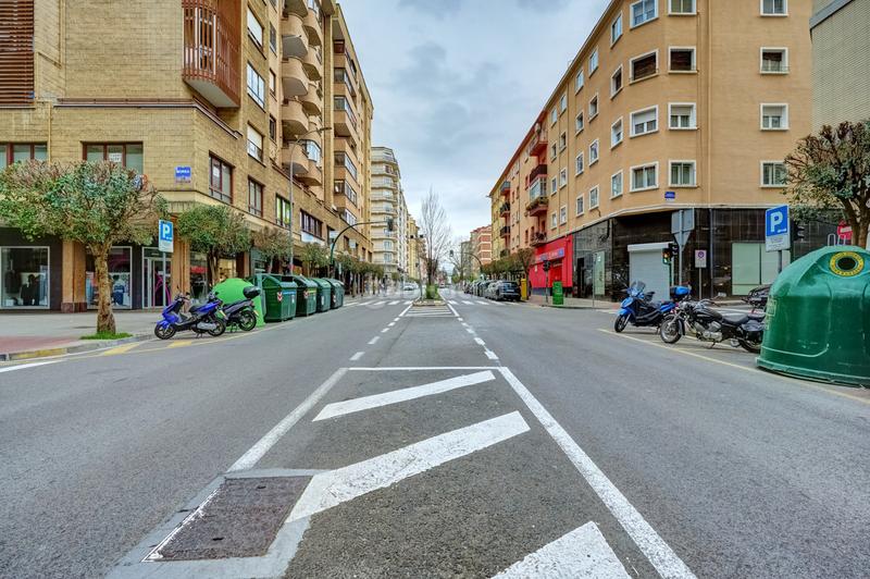 Foto ec429f23-2a1f-4810-a3c4-bc7deedc9f5f. Local commercial dans Burlada