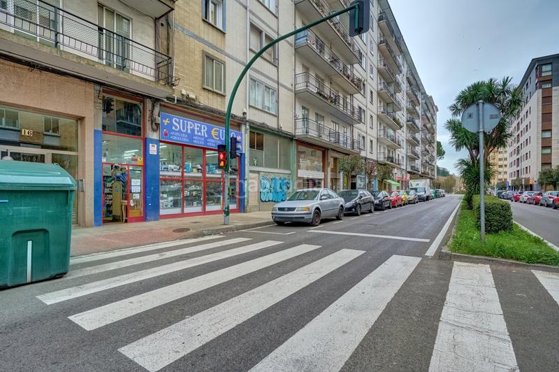 Foto fc3022d1-69a5-4c1a-82c8-2c1981718c61. Local commercial dans Burlada