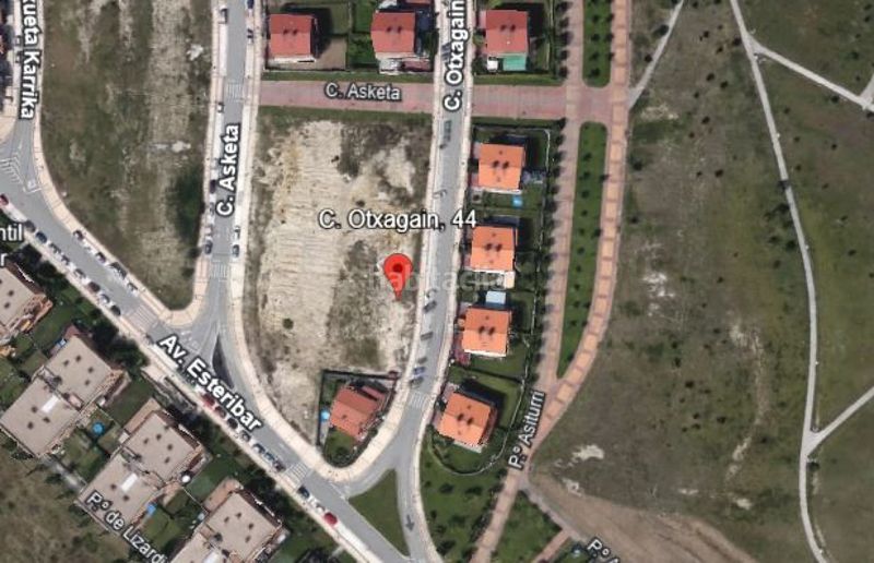 Foto b4a69daf-cfdd-4680-b932-2d2a0701995c. Finca rústica en olloki - calle otxagain 44 terreno edificable genial en olloqui en Esteribar