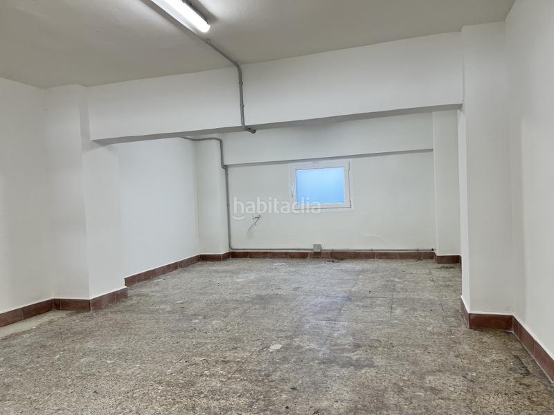 Foto f0a1a18d-baba-4ea4-a09a-051f5e9914e9. Locale commerciale in Ansoáin - calle lerín 17 in Ansoáin