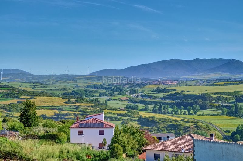 Foto 4af6da7a-aba7-4cac-9503-5c35eb483515. Finca rústica a Pueyo / Puiu