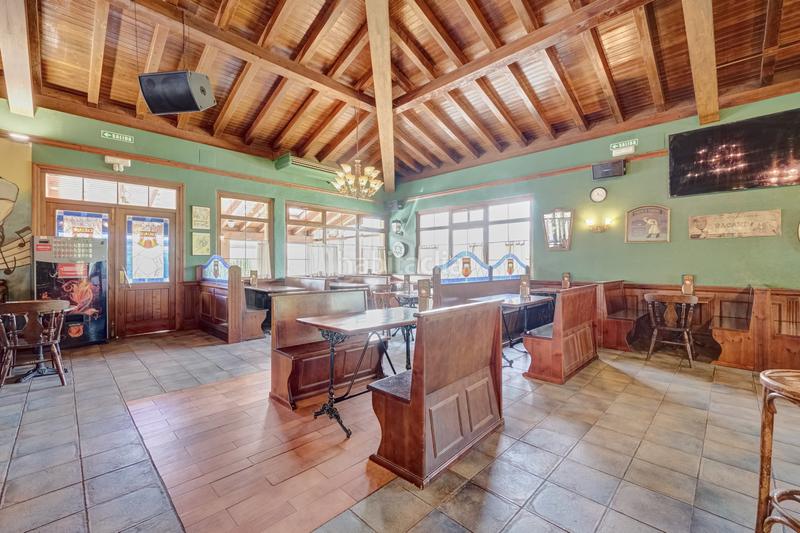 Foto 15b08802-c0ca-4feb-90cf-034868e84886. Geschäftsraum in Galar