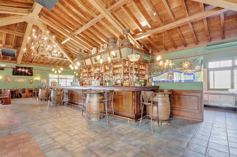 Foto 6dd6161e-d6e1-423a-9a73-497516dc7f09. Geschäftsraum in Galar