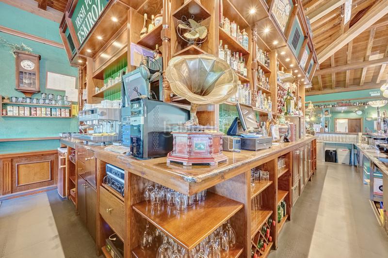 Foto a4f35f0d-f2b3-4896-b255-a31768d980b9. Geschäftsraum in Galar