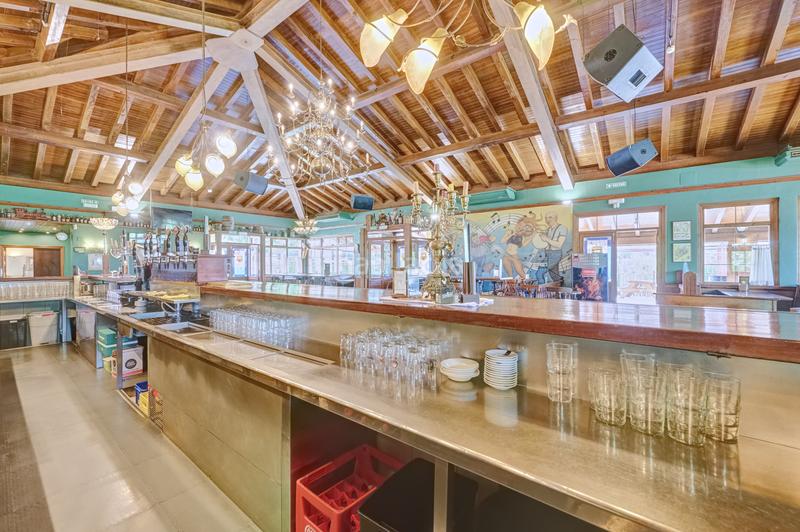 Foto d0515f2a-a9b6-4941-b11d-68bf592c433a. Geschäftsraum in Galar