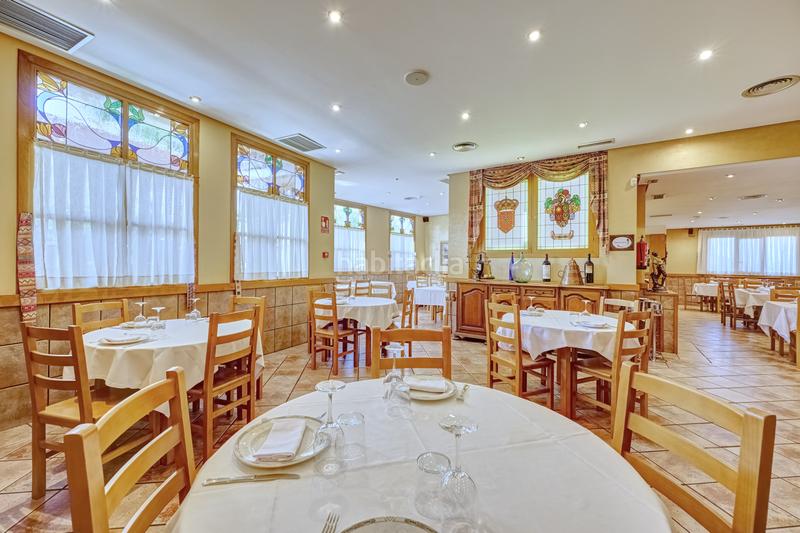 Foto 0cc06765-c3a6-4612-80be-225da9526a96. Geschäftsraum in Galar