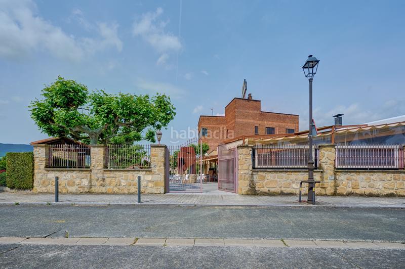 Foto 5e8e7cd3-0a7c-4ef3-a073-9b77148ed568. Geschäftsraum in Galar