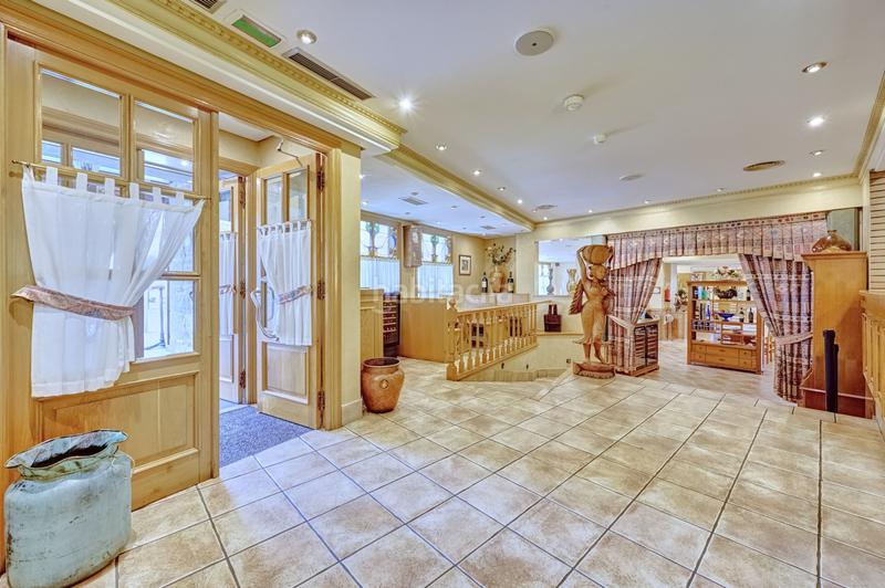 Foto 6cdbed97-8720-4d70-9ecf-7caef1d7c5be. Geschäftsraum in Galar