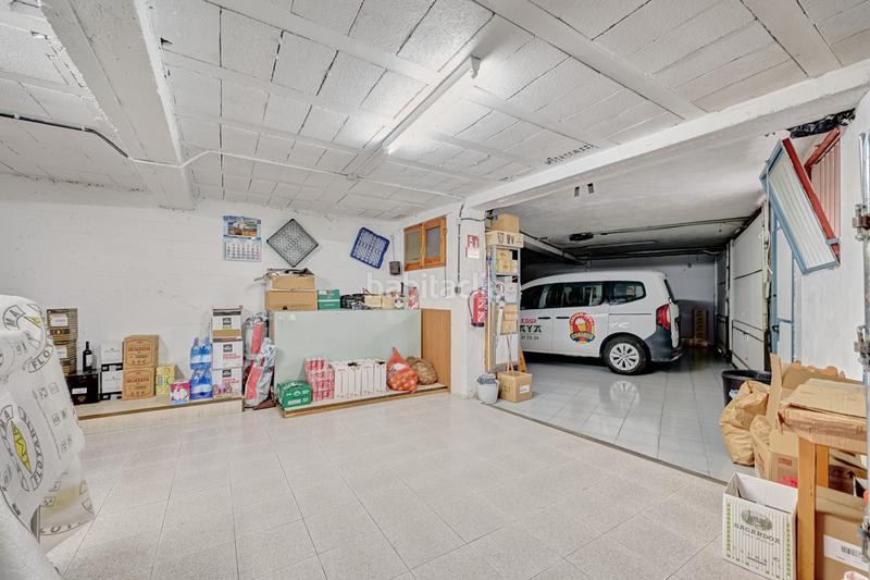 Foto 778435a2-464a-45c9-a81e-65d937180396. Geschäftsraum in Galar