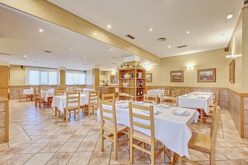 Foto 9bbfa367-24f9-4626-bd62-58c60edaf4bd. Geschäftsraum in Galar