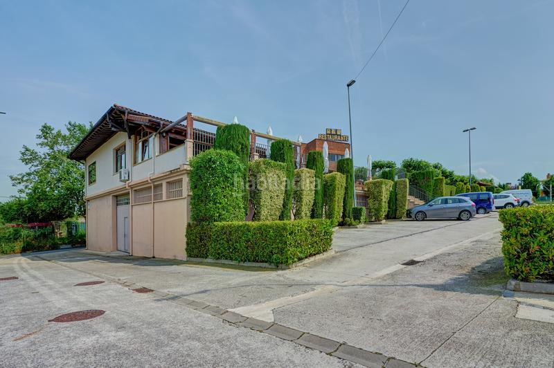 Foto bfe13352-b6b1-497a-bf8a-f8b4c666275d. Geschäftsraum in Galar