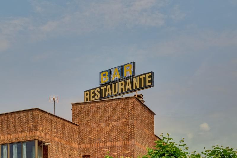 Foto d5c86b92-1578-4605-8df2-5907cf5a5dff. Geschäftsraum in Galar