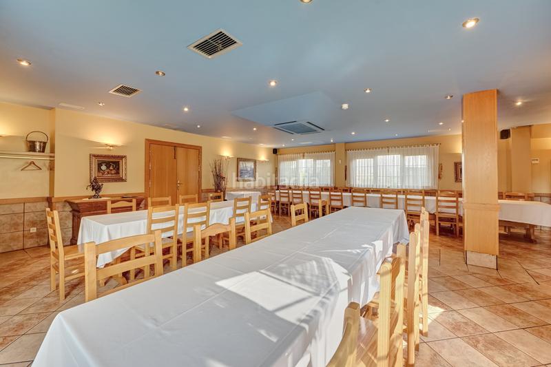 Foto e6309e8e-653b-49f4-ac45-822bdd061d49. Geschäftsraum in Galar