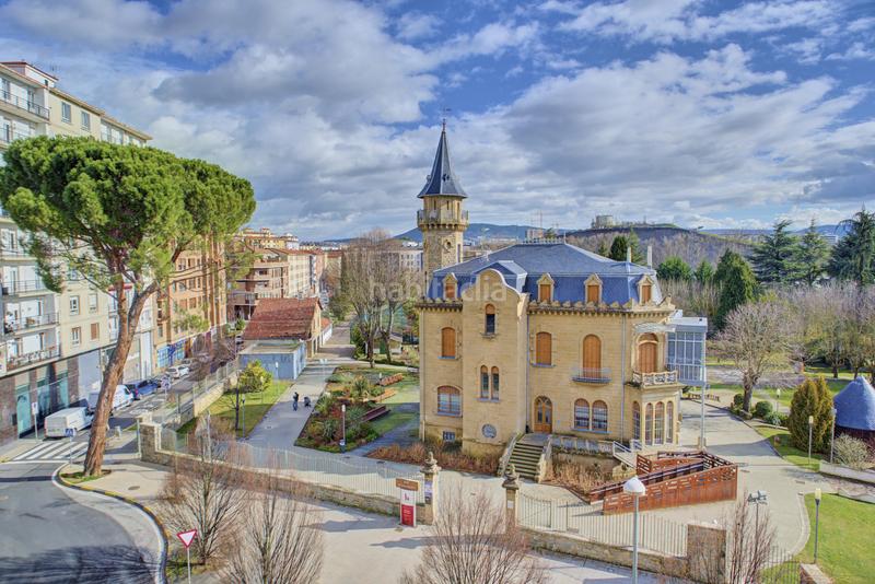 Foto 3604f7f8-4af6-4b7d-a5b6-714b6a9912cc. Locale commerciale in Burlada