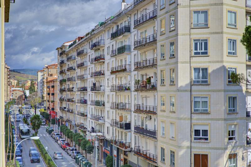 Foto 38be6c63-98ce-42ba-b3f2-3ed08c2b1333. Locale commerciale in Burlada