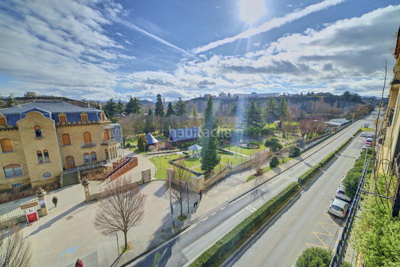 Foto fce40f8a-015f-48c0-99f4-6f3b8addba71. Locale commerciale in Burlada